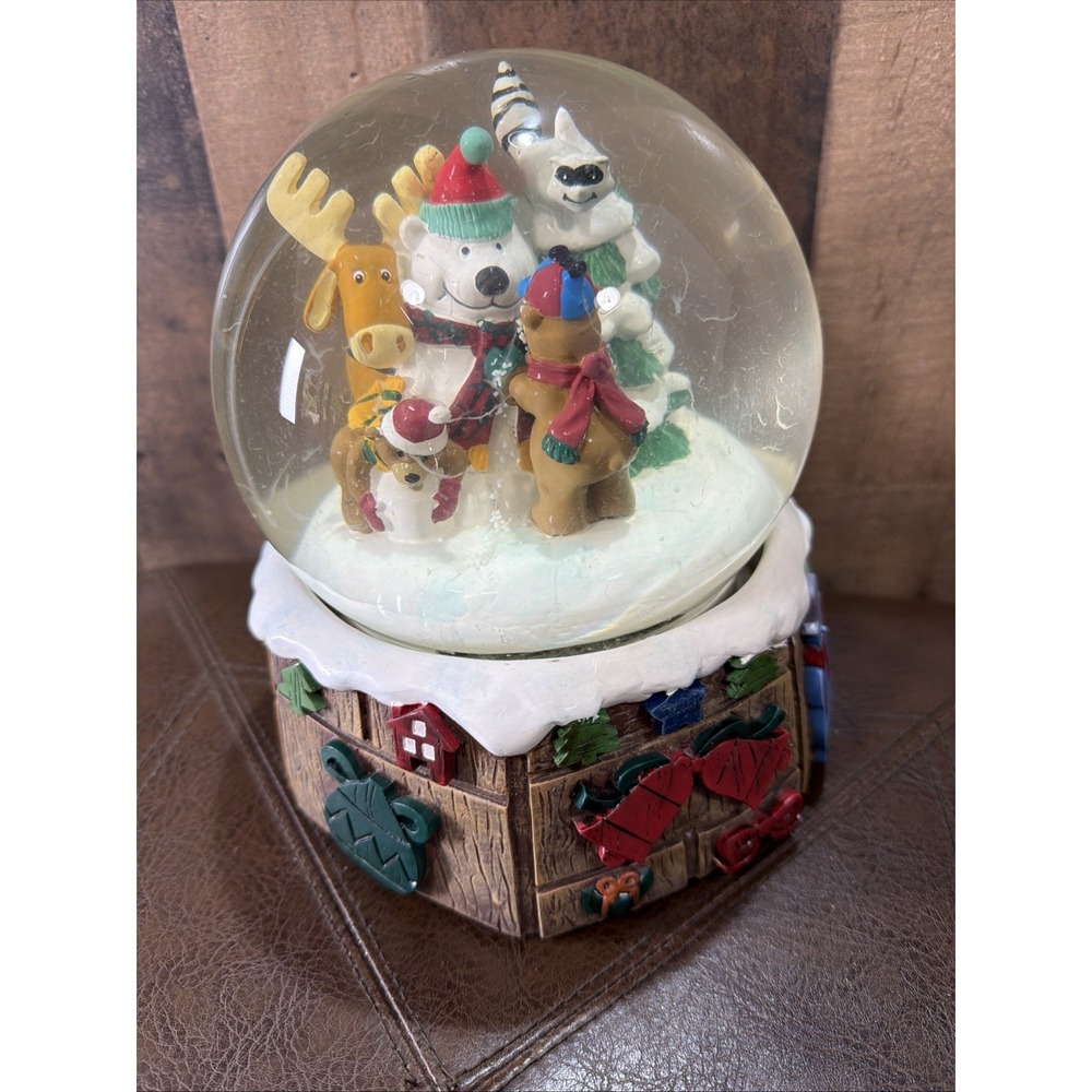 Mr Christmas North Lodge Snowman & Friends Automated Musical Snow Globe Vtg 2001
